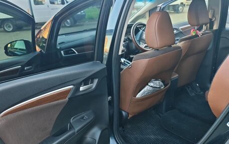 Honda Shuttle II, 2016 год, 1 350 000 рублей, 14 фотография