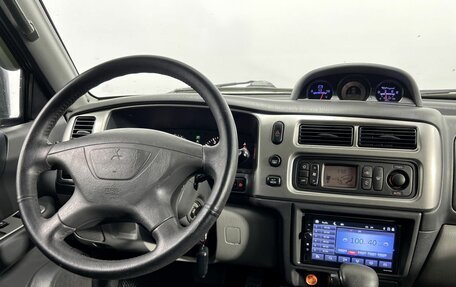 Mitsubishi Pajero Sport II рестайлинг, 2006 год, 885 000 рублей, 15 фотография
