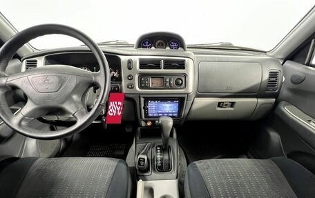 Mitsubishi Pajero Sport II рестайлинг, 2006 год, 885 000 рублей, 13 фотография