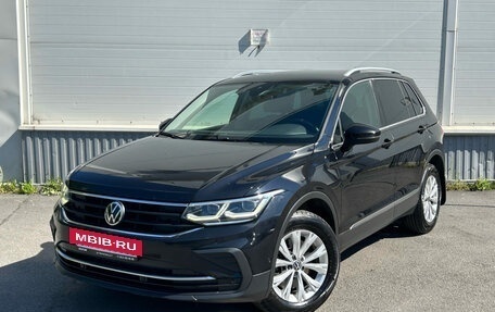 Volkswagen Tiguan II, 2020 год, 2 849 000 рублей, 2 фотография