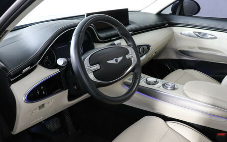 Genesis GV70, 2021 год, 4 799 000 рублей, 9 фотография