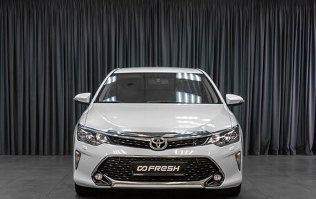 Toyota Camry, 2017 год, 2 359 000 рублей, 3 фотография