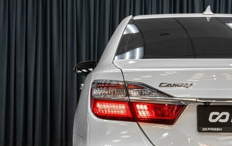 Toyota Camry, 2017 год, 2 359 000 рублей, 6 фотография
