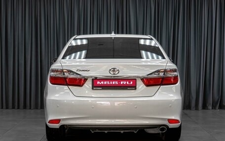Toyota Camry, 2017 год, 2 359 000 рублей, 4 фотография