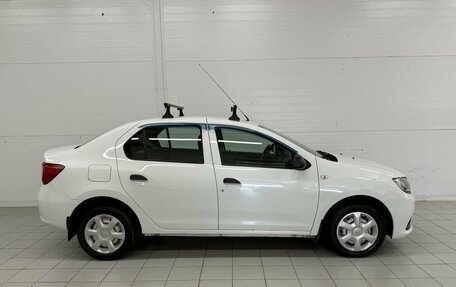 Renault Logan II, 2017 год, 850 000 рублей, 4 фотография