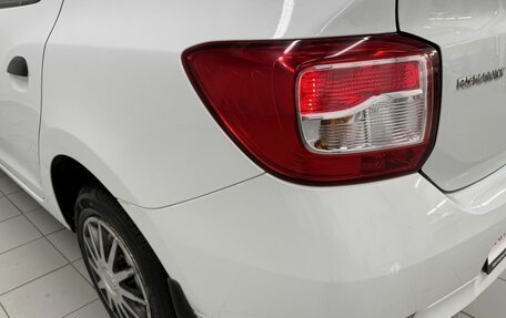 Renault Logan II, 2017 год, 850 000 рублей, 10 фотография