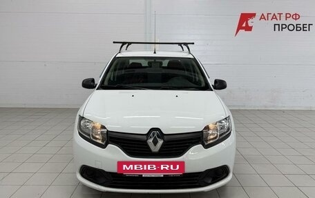 Renault Logan II, 2017 год, 850 000 рублей, 2 фотография