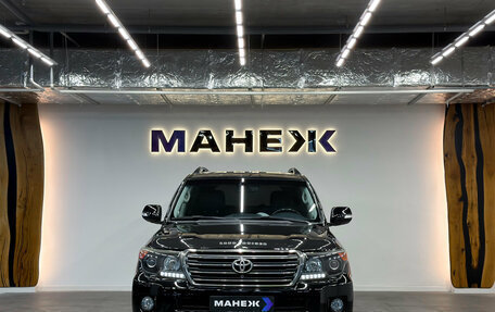 Toyota Land Cruiser 200, 2012 год, 3 100 000 рублей, 2 фотография