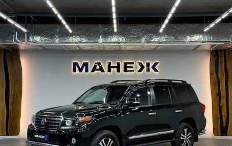 Toyota Land Cruiser 200, 2012 год, 3 100 000 рублей, 3 фотография