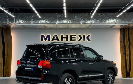 Toyota Land Cruiser 200, 2012 год, 3 100 000 рублей, 6 фотография