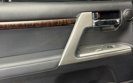 Toyota Land Cruiser 200, 2012 год, 3 100 000 рублей, 19 фотография