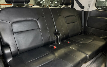 Toyota Land Cruiser 200, 2012 год, 3 100 000 рублей, 22 фотография
