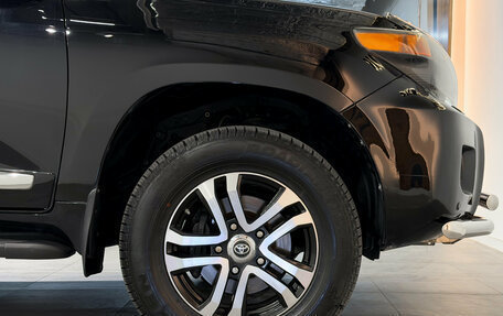 Toyota Land Cruiser 200, 2012 год, 3 100 000 рублей, 28 фотография