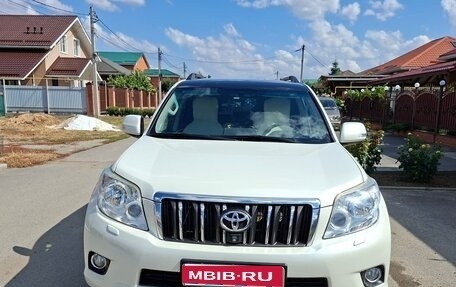 Toyota Land Cruiser Prado 150 рестайлинг 2, 2013 год, 3 300 000 рублей, 1 фотография