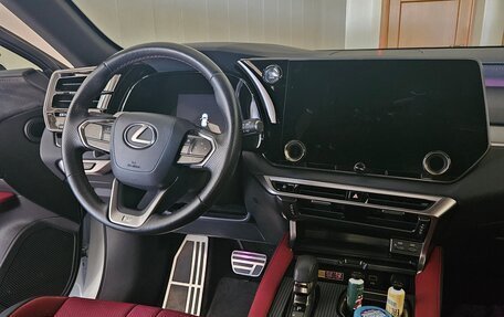 Lexus RX IV рестайлинг, 2022 год, 8 900 000 рублей, 11 фотография