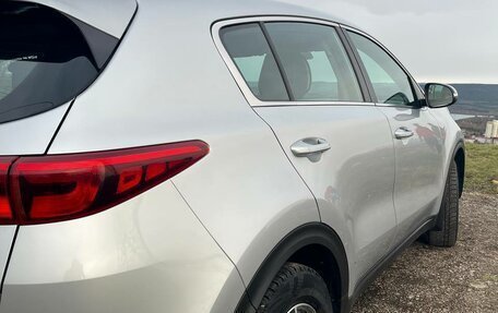 KIA Sportage IV рестайлинг, 2017 год, 1 750 000 рублей, 2 фотография