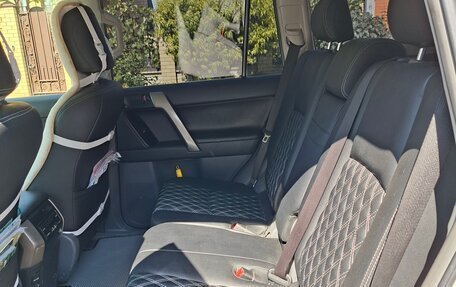 Toyota Land Cruiser Prado 150 рестайлинг 2, 2013 год, 3 300 000 рублей, 6 фотография
