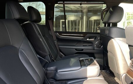 Lexus LX III, 2018 год, 7 700 000 рублей, 28 фотография