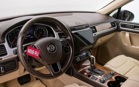 Volkswagen Touareg III, 2013 год, 1 740 000 рублей, 10 фотография