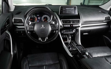 Mitsubishi Eclipse Cross, 2018 год, 1 869 000 рублей, 19 фотография