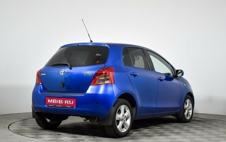 Toyota Yaris III рестайлинг, 2007 год, 439 000 рублей, 6 фотография