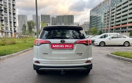 Toyota RAV4, 2018 год, 5 фотография