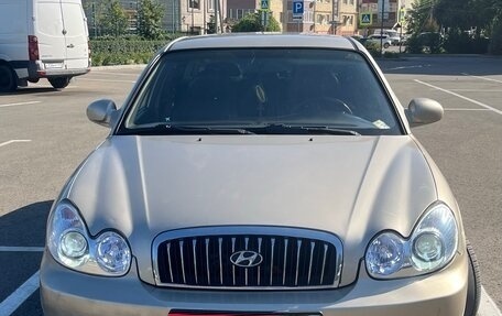 Hyundai Sonata IV рестайлинг, 2005 год, 560 000 рублей, 1 фотография