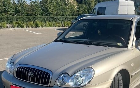 Hyundai Sonata IV рестайлинг, 2005 год, 560 000 рублей, 2 фотография