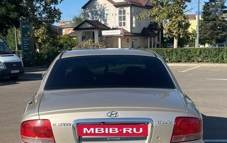 Hyundai Sonata IV рестайлинг, 2005 год, 560 000 рублей, 4 фотография