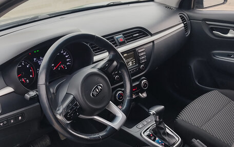 KIA Rio IV, 2018 год, 24 фотография