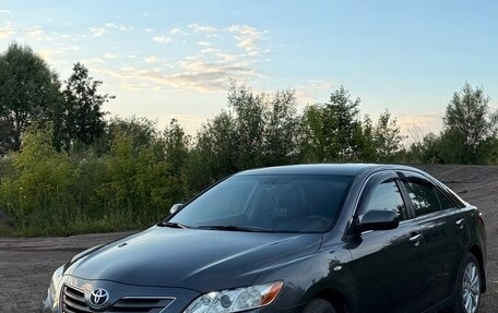 Toyota Camry, 2008 год, 1 150 000 рублей, 2 фотография