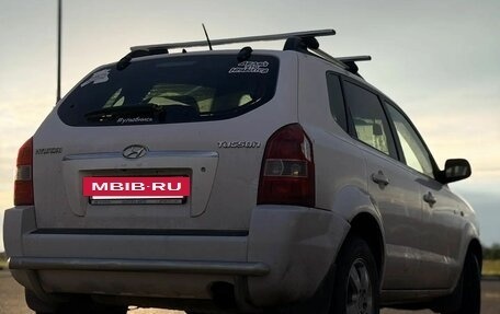 Hyundai Tucson III, 2008 год, 650 000 рублей, 4 фотография