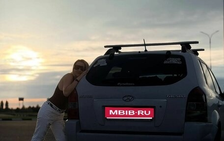 Hyundai Tucson III, 2008 год, 650 000 рублей, 3 фотография