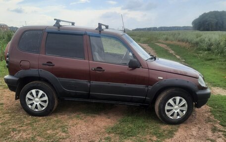 Chevrolet Niva I рестайлинг, 2003 год, 260 000 рублей, 5 фотография