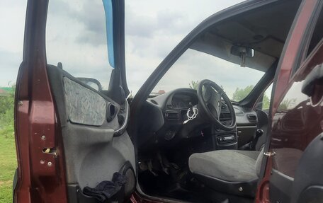 Chevrolet Niva I рестайлинг, 2003 год, 260 000 рублей, 9 фотография