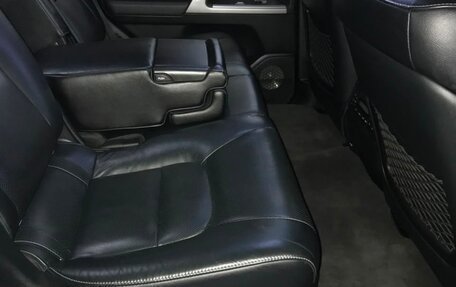 Toyota Land Cruiser 200, 2014 год, 4 600 000 рублей, 7 фотография