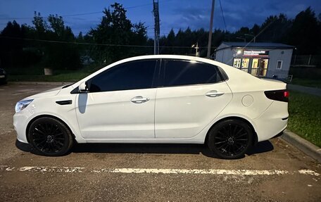 KIA Rio III рестайлинг, 2016 год, 1 050 000 рублей, 2 фотография
