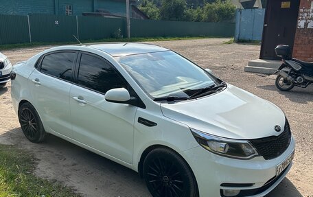 KIA Rio III рестайлинг, 2016 год, 1 050 000 рублей, 21 фотография