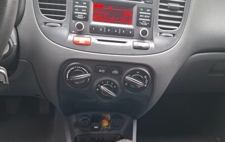 KIA Rio II, 2010 год, 420 000 рублей, 6 фотография