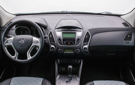 Hyundai ix35 I рестайлинг, 2012 год, 1 150 000 рублей, 14 фотография