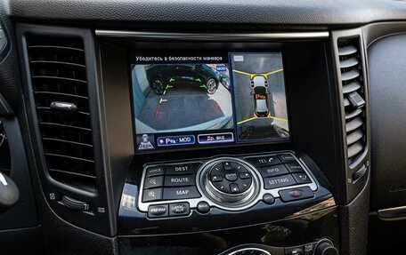 Infiniti QX70, 2014 год, 2 150 000 рублей, 15 фотография