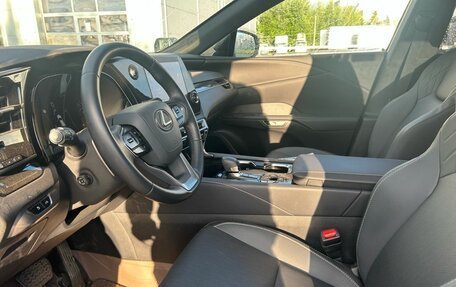 Lexus RX IV рестайлинг, 2025 год, 7 850 000 рублей, 6 фотография