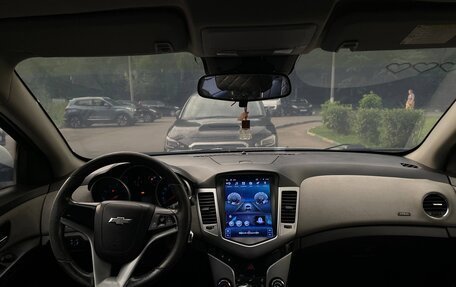 Chevrolet Cruze II, 2011 год, 600 000 рублей, 11 фотография