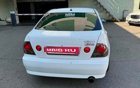 Toyota Altezza, 2004 год, 955 000 рублей, 3 фотография