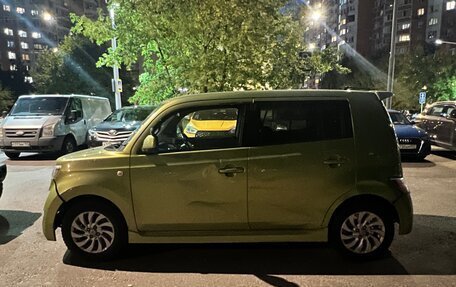 Toyota bB II рестайлинг, 2006 год, 380 000 рублей, 10 фотография