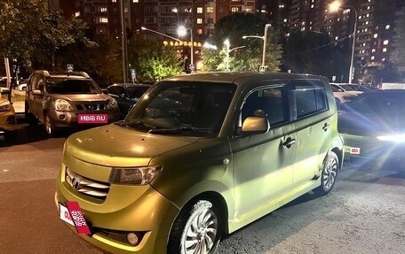 Toyota bB II рестайлинг, 2006 год, 380 000 рублей, 3 фотография