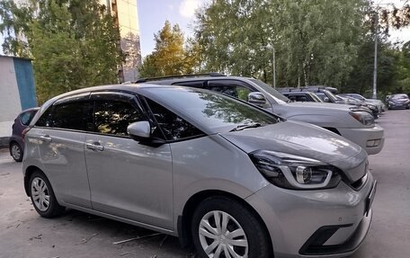 Honda Fit, 2021 год, 1 360 000 рублей, 3 фотография
