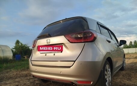 Honda Fit, 2021 год, 1 360 000 рублей, 34 фотография