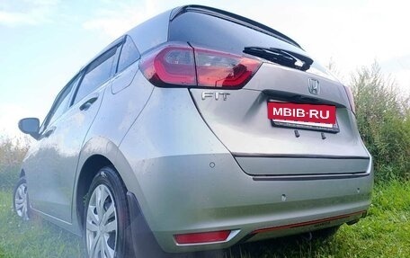 Honda Fit, 2021 год, 1 360 000 рублей, 36 фотография