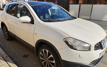 Nissan Qashqai, 2010 год, 880 000 рублей, 2 фотография